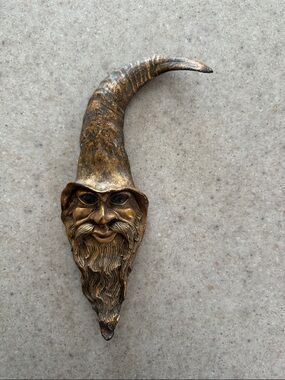 Handcrafted Bronze-Tone Gnome Wall Sculpture - Decorative Beard & Pointed Hat